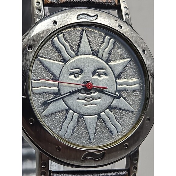 Vintage CS Ltd Hong Kong Celestial Sun Face Quartz Watch New Battery Brown Strap main image 5